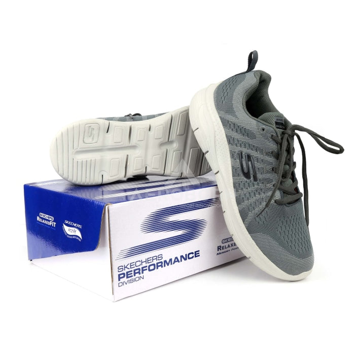 SKECHERS - SKECHERS GOWALK 5 – DOWNDRAFT The leaders in walking shoe  technology continue to innovate with the Skechers GOwalk 5™ - Downdraft.  Features lightweight, responsive ULTRA GO™ cushioning and high-rebound  COMFORT
